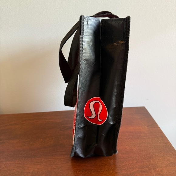 Lululemon Athletica Red and Black Graphic Small Tote - Picture 3 of 3